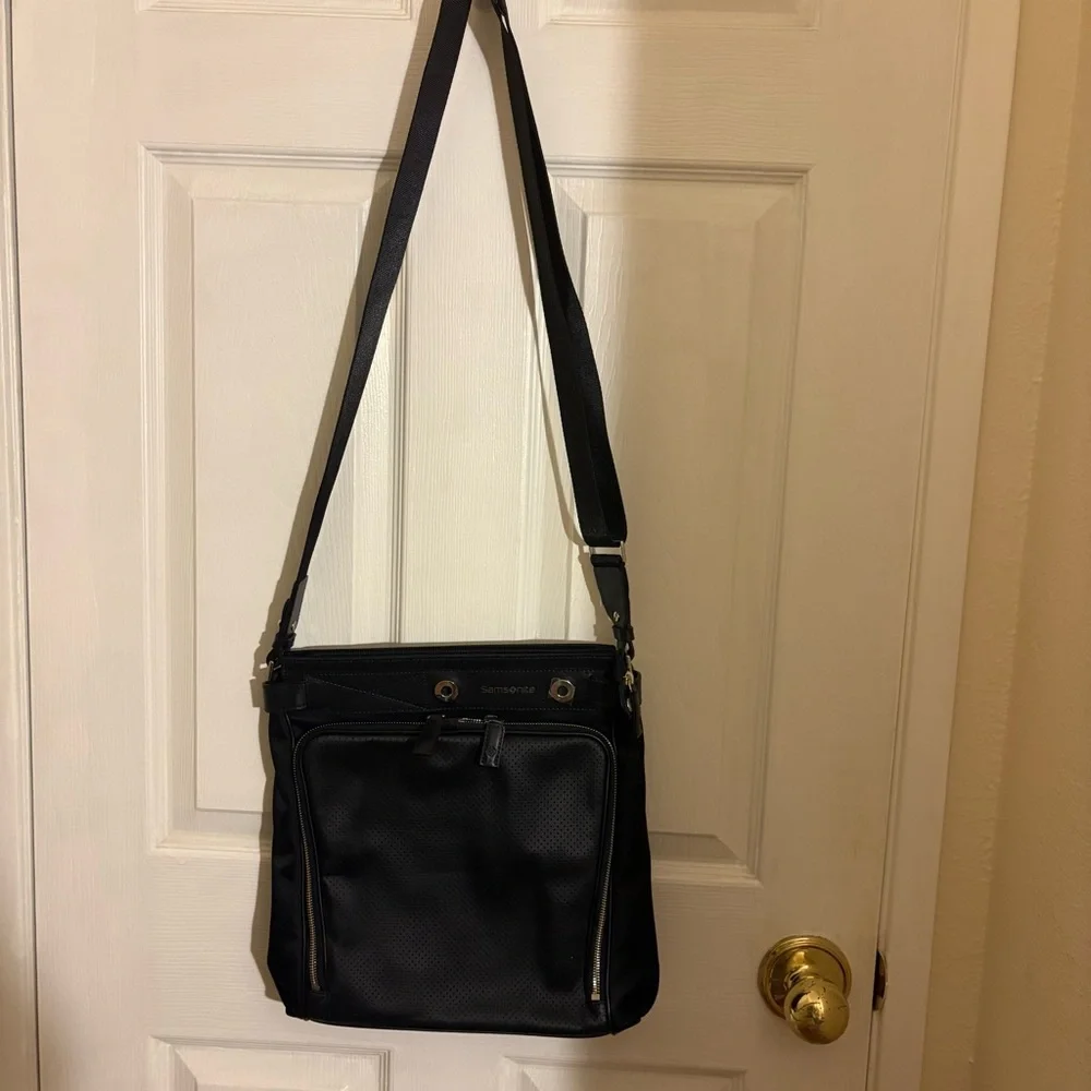 SAMSONITE black crossbody bag